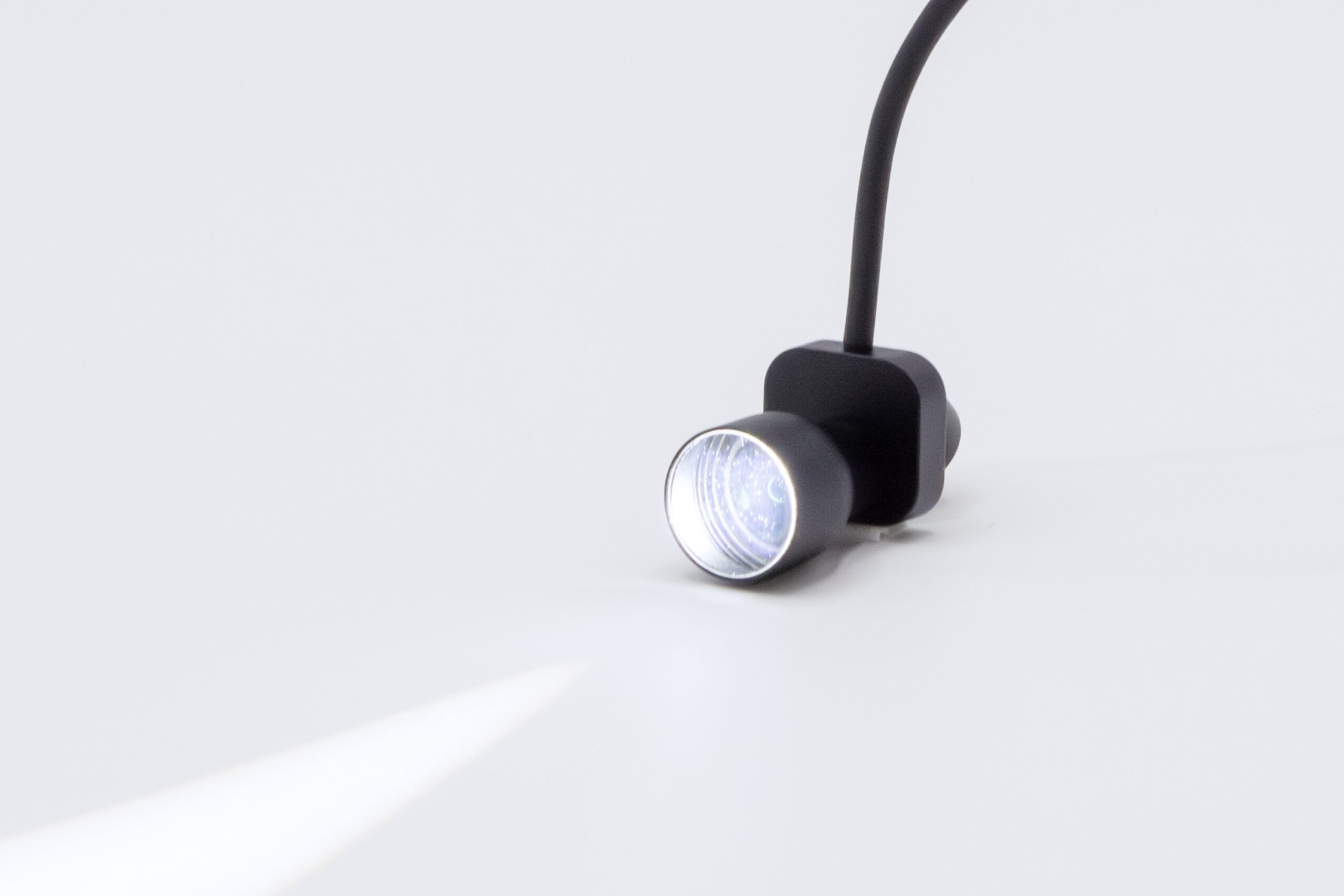 LED LIGHT 円 | 耳鼻咽喉科 | 製品ラインナップ | 株式会社名優